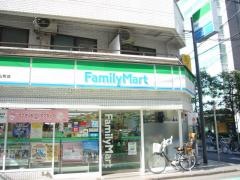 ファミリーマート　渋谷円山町店