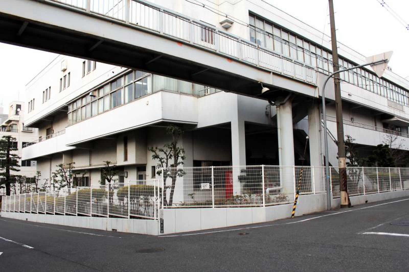 大阪 府立 清水谷 高等 学校