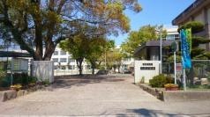 八屋小学校