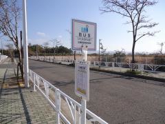 「三洋電機正門前」バス停留所