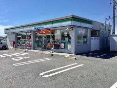 ファミリーマート　犬山鶴池店
