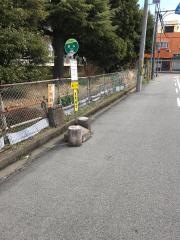 「柳山」バス停留所