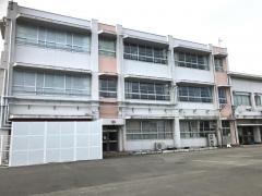 山崎小学校