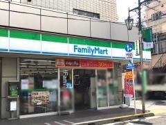 ファミリーマート　タケウチ萩中店