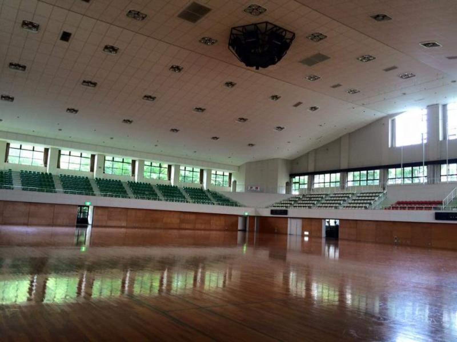 活動歴および当時の関連ビジュアル記録