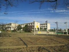 高嶺小学校
