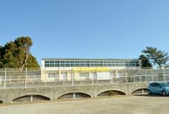 高嶺小学校
