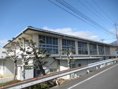 新野小学校