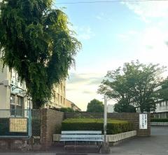 「浦和工業高校」バス停留所