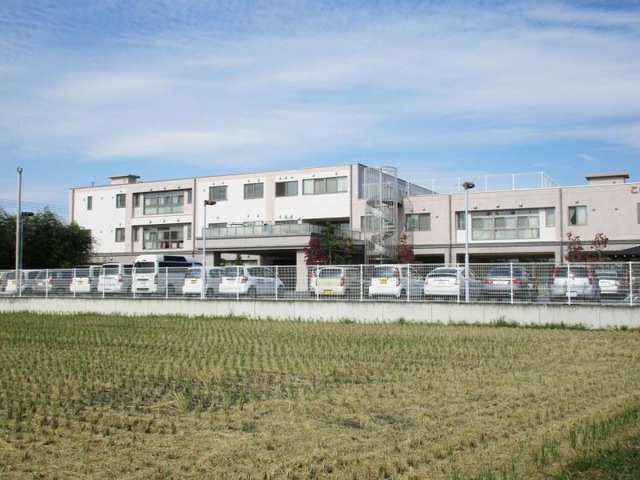 こはく苑 建物全景