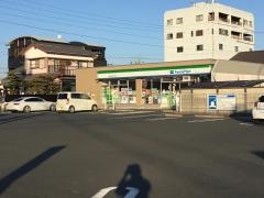 ファミリーマート　豊川本野ケ原二丁目店