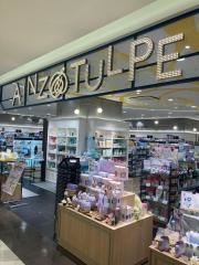 アインズ＆トルペ　アミュプラザくまもと店