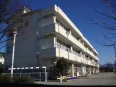 若草南小学校