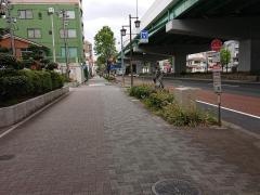 「堀田通七丁目」バス停留所