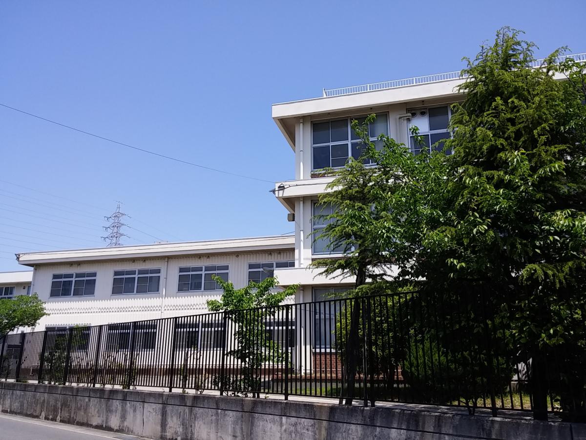 大阪 府立 和泉 総合 高等 学校