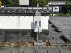「診療所前」バス停留所