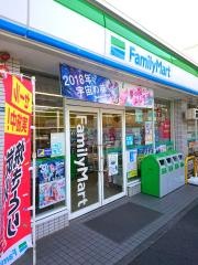 ファミリーマート　港北太尾町店