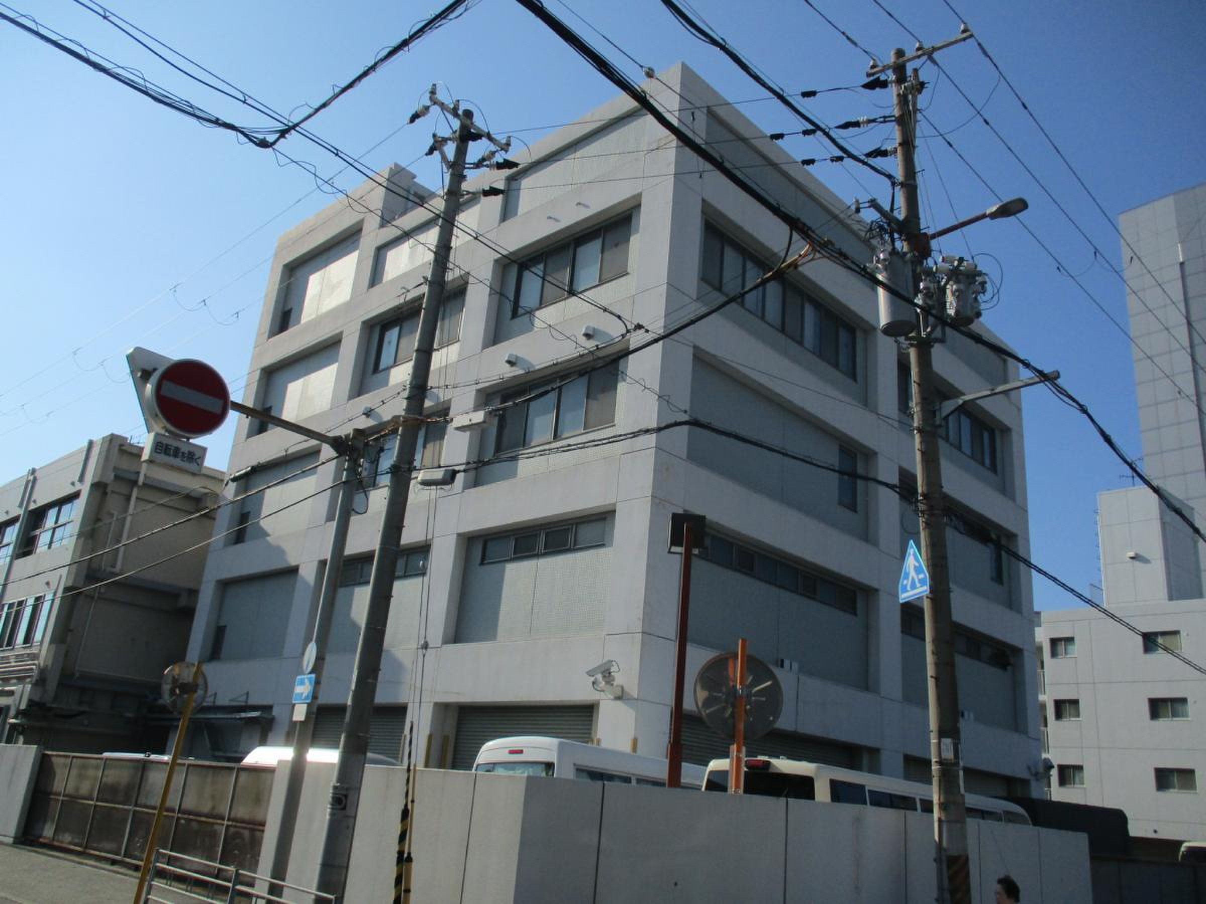 大阪府警察第二機動隊／ホームメイト