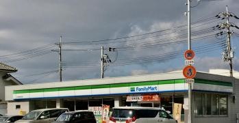 ファミリーマート　枚方長尾谷町店