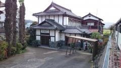 東家