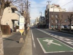 「見附町」バス停留所