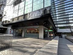 ロイヤルホスト　新宿三井ビル店