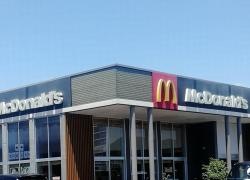 マクドナルド　武雄中央エッソ店