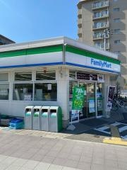 ファミリーマート　尼崎潮江四丁目店