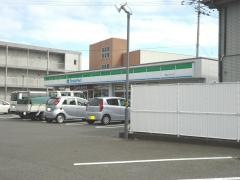 ファミリーマート　藍住インター店