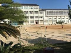 西郷小学校