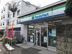 ファミリーマート　千歳烏山駅西店