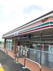 セブンイレブン　君津糸川店