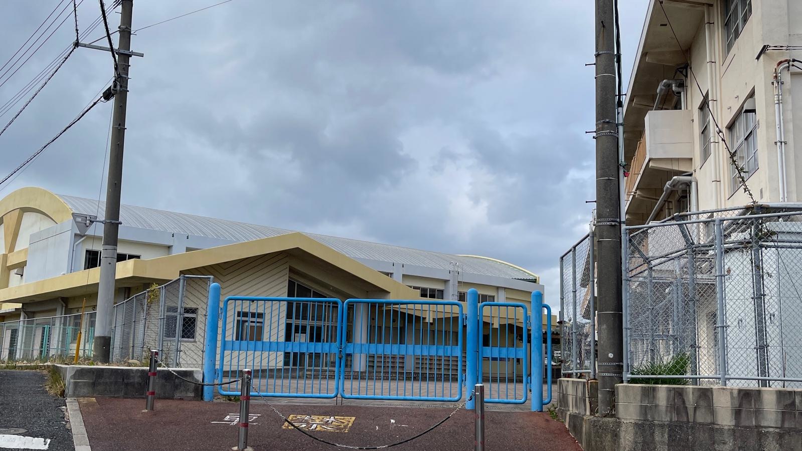横代小学校