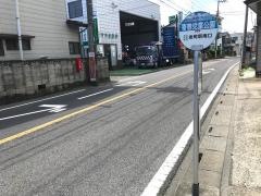 「寄巻児童公園」バス停留所