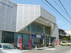 メガワールド新城店