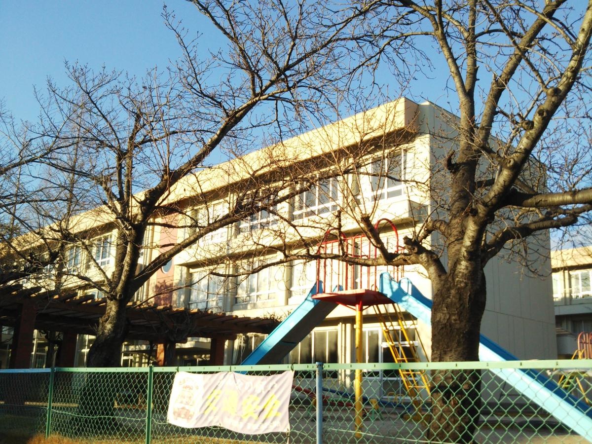 中央小学校