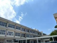 中央小学校