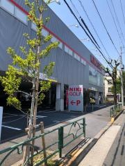 二木ゴルフ　田園調布店