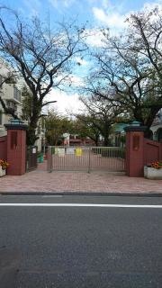 力行幼稚園