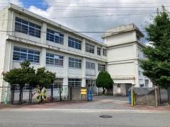 日野小学校