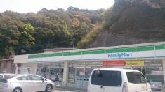 ファミリーマート　長崎立岩店
