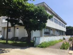 仲里小学校