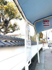 「都跡小学校」バス停留所