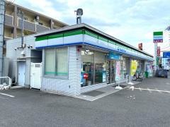 ファミリーマート　高槻古曽部店