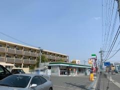 ファミリーマート　高槻古曽部店
