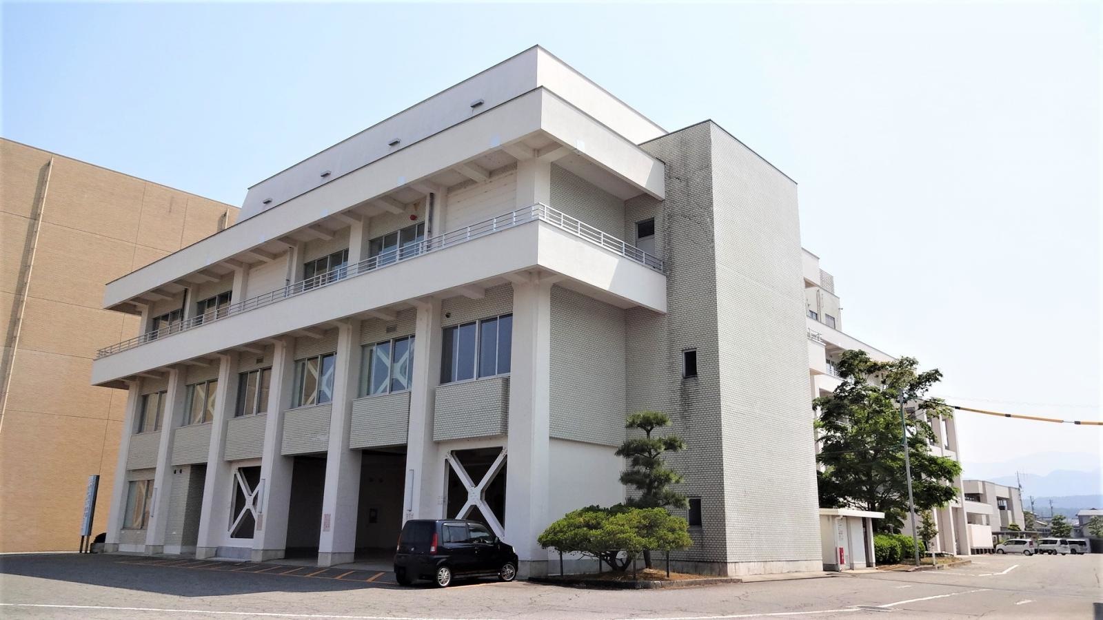 上市町役場