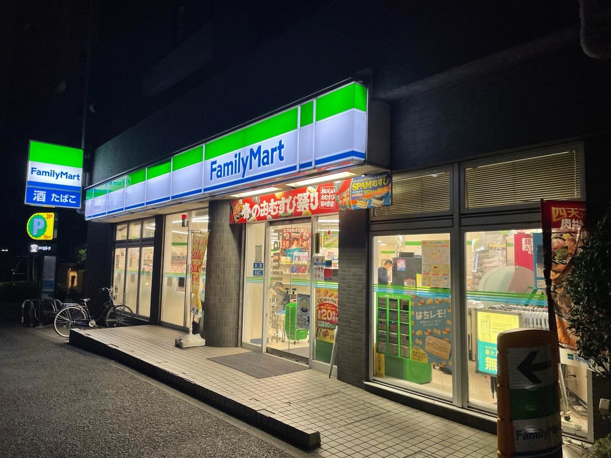 施設外観