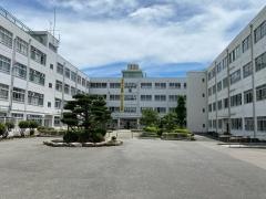 高槻市立第十中学校