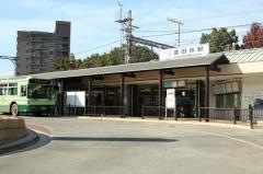 「富田林駅前」バス停留所