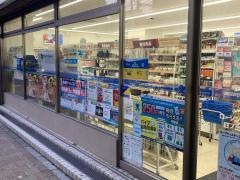 ローソン・スリーエフ　日ノ出町駅前店